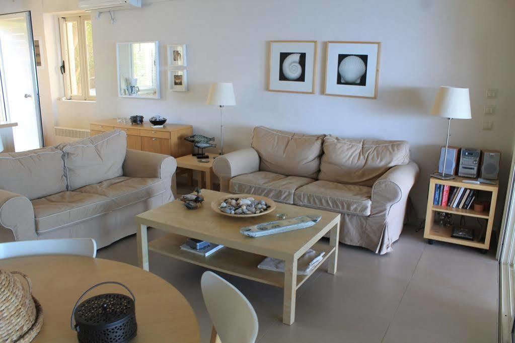 Avia Holiday Homes Dış mekan fotoğraf