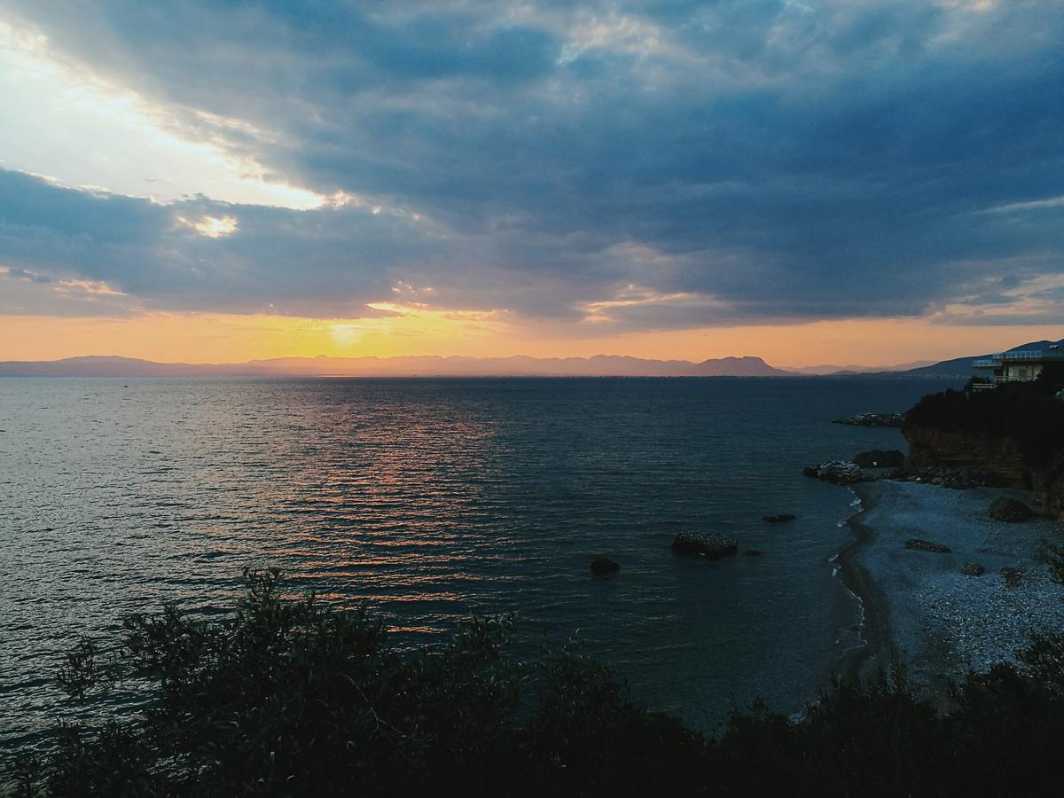 Avia Holiday Homes Dış mekan fotoğraf